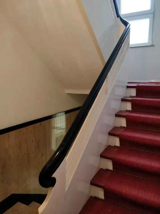 Konukevi Einzel-Apartment Duesseldorf Oberkassel